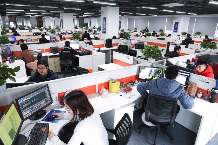 高端网站建设工作室，打造卓越数字体验的专业团队插图