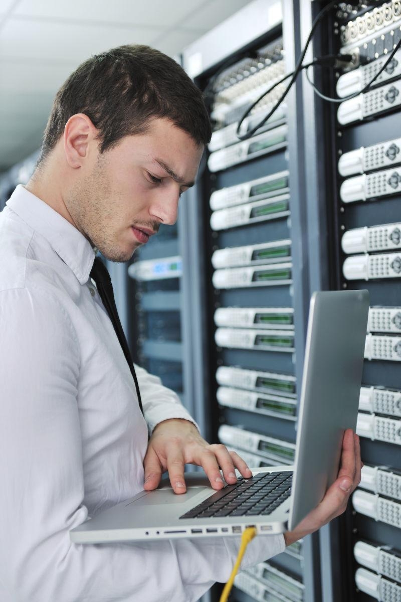 联通机房,设备维护与网络技术支撑的岗位责任解析插图 联通机房,设备维护与网络技术支撑的岗位责任解析插图