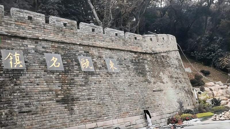 温州商城网站建设，探索佳木斯温州城的故事与历史背景分析。建设地点与时间揭秘，创始人信息待查证等详细介绍与分析。开平区城市建设与百方网成长历史简述。温州家电市场及万象城的地理位置介绍和网上商城的建设费用探讨。探寻更多真实可靠的信息来源以深入了解这座历史悠久的商贸胜地及其发展脉络。插图