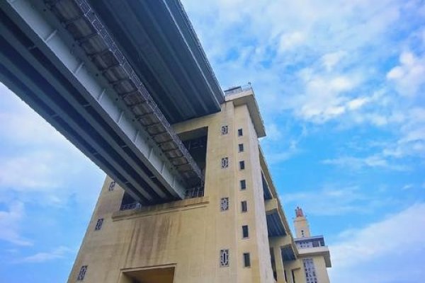 梧州网站建设电话，连接您与数字未来的桥梁-百挑一