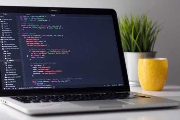 HTML网页设计在家居网作业中的应用-百挑一