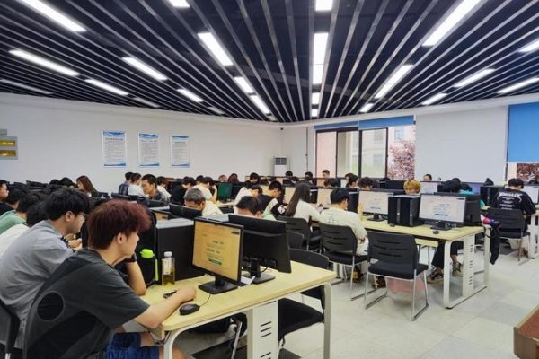 中职计算机软件开发专业，探索与实践-百挑一