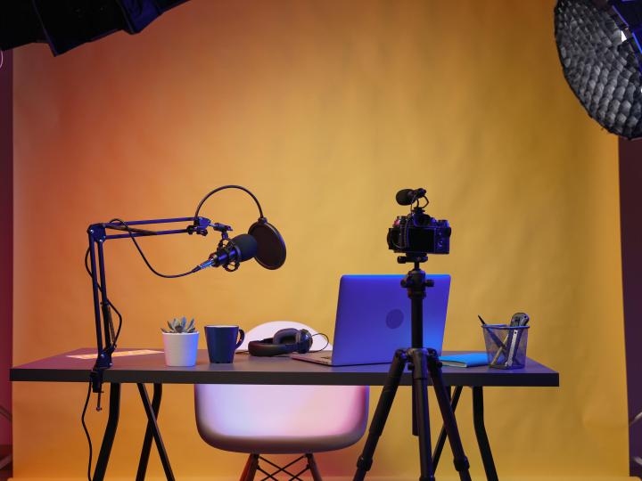 直播会所涉足法律,挑战与机遇并存插图 直播会所涉足法律,挑战与机遇并存插图