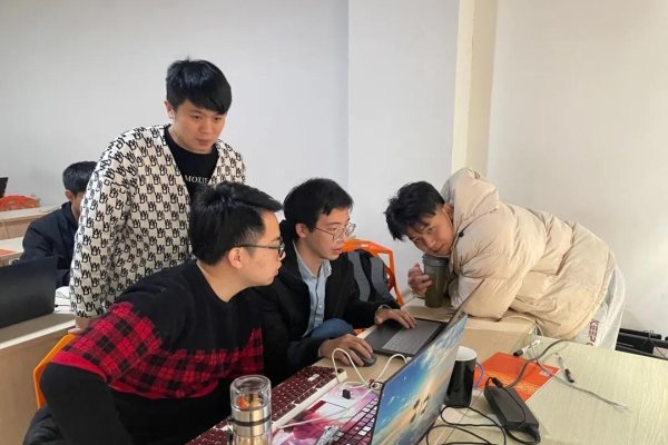 郑州少儿编程培训推荐机构-方知甜