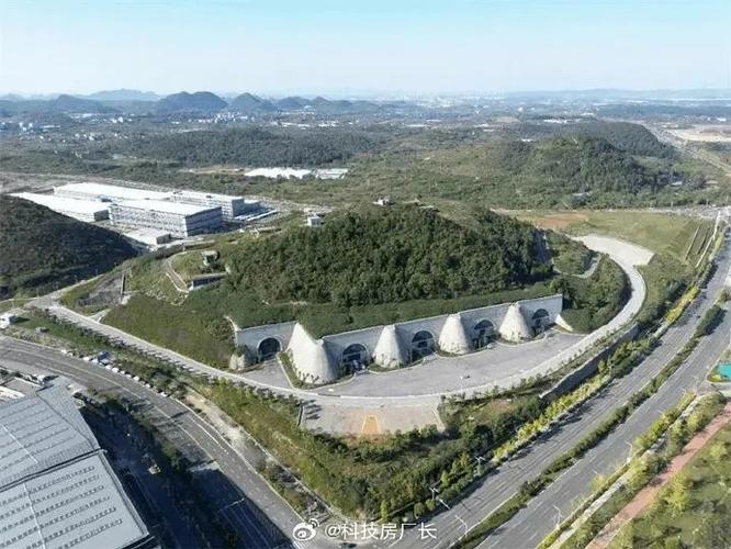 腾讯山里的数据中心,探索腾讯服务器的隐秘之地插图 腾讯山里的数据中心,探索腾讯服务器的隐秘之地插图