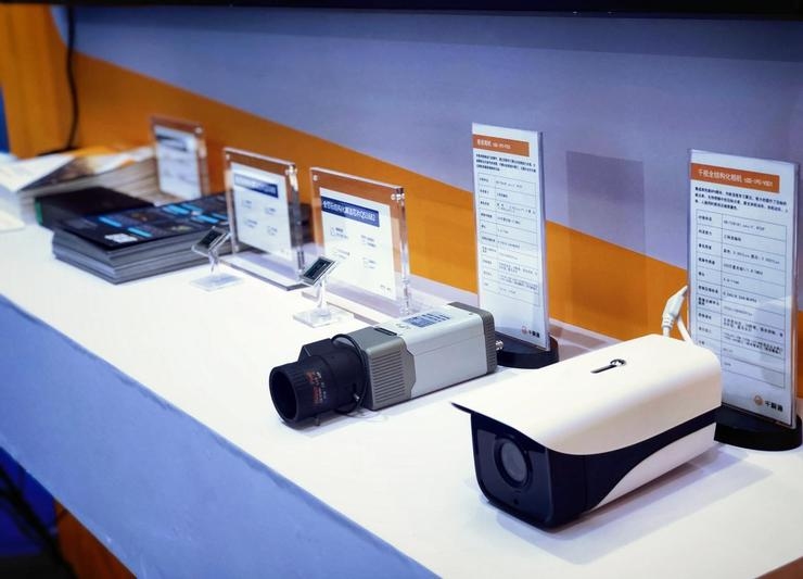 网站前端后端技术分工明确插图