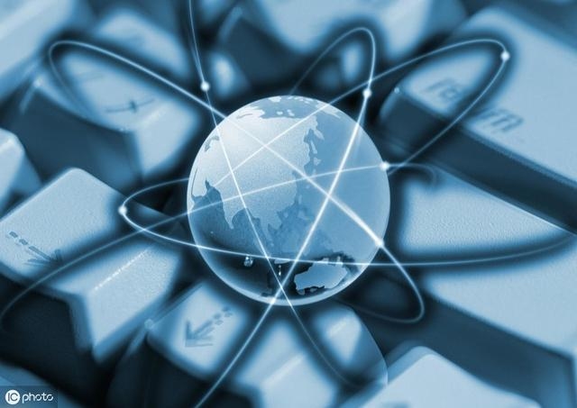 互联网行业变革展望，未来生命力依旧强劲，技术引领发展之路插图